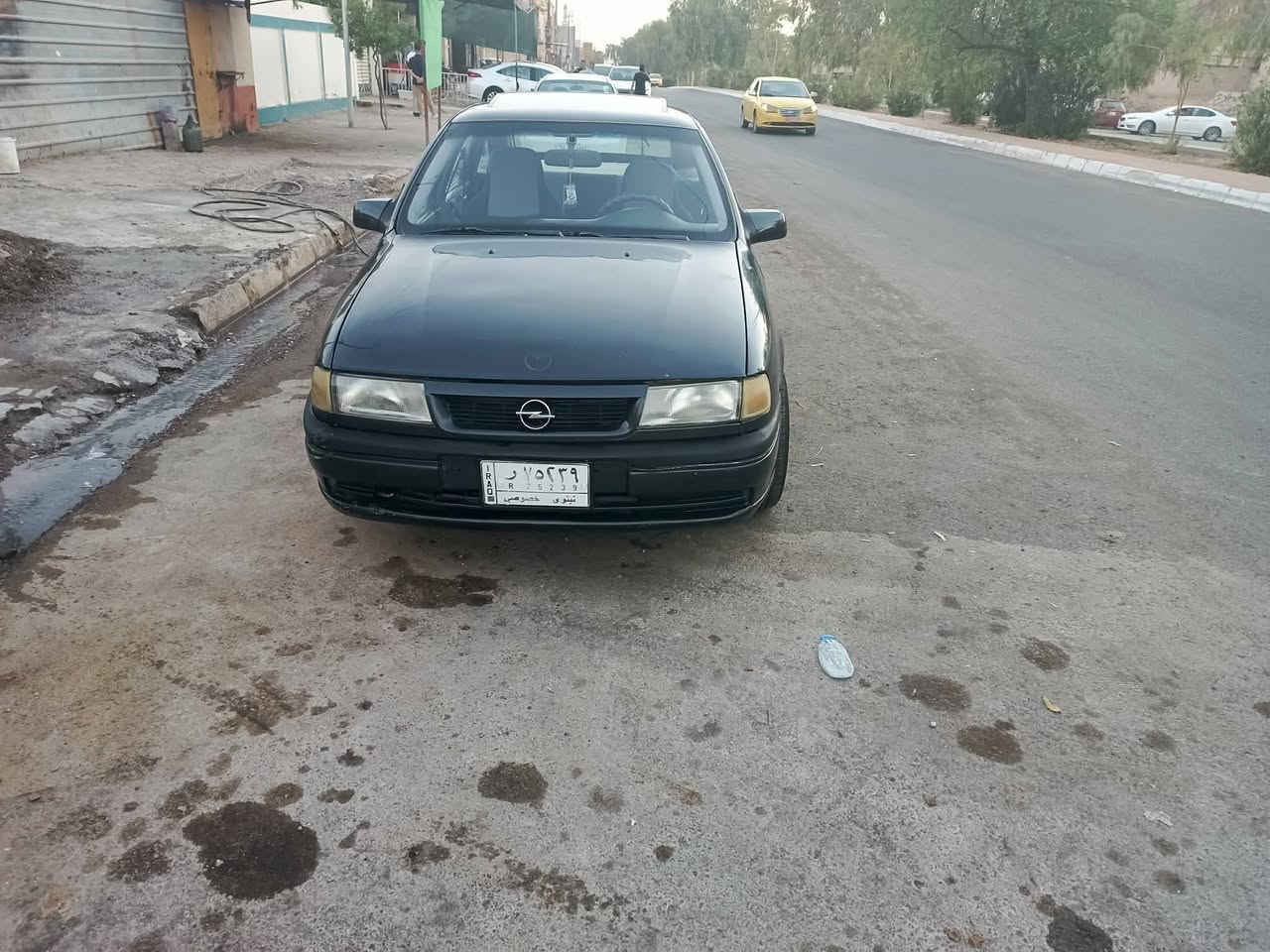 سلام عليكم
فكترا موديل 93 صبغ عام. جماليه

حجم 20

مكينه كير بشرط كهربائيات كلها شغاله +تدفئه

رقم الاماني سنويه الى 2030

وگاله وتحويل بشرط

طخم تايرات جديد

سعر 38 بيها مجال

***********

***********
