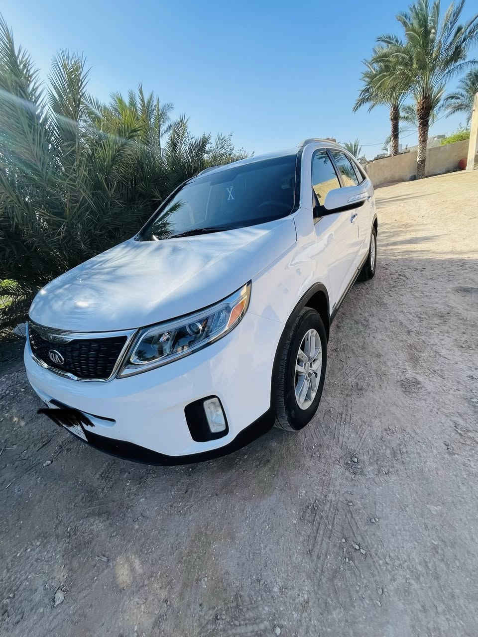 سورنتو ٢٠١٤ امريكي ٦سلندر  سبعه راكب ٣ قطع تبريد رقم بغداد مؤرشفه تحويل مباشر ضررها تبديل جنطه فقط وجاملغ خلفي اما الصبغ كصه القماره ونص البنيد وباب تكشير فقط تبريد شغال فورويل 
نظيفه السياره ماشيه ١٧٠ 
السونار مرفق وي الصور
مكانها سماوه 
السعر ١٤٥ 
***********
