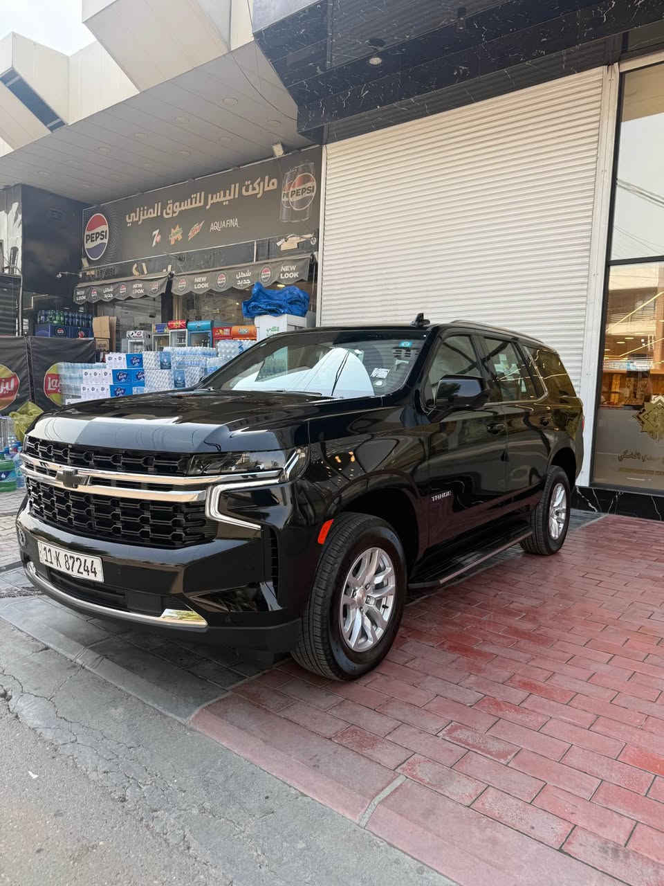 السلام عليكم 
تاهو ٢٠٢٤ 
ماشيه ٥٠٠٠ كيلو 
السياره ضمان المنصور 
بعدها على تبديله الشركه 
مكفوله كفالة عامه من كل شي 
مكان السياره بغداد الكراده شارع ٦٢ 
رقمي *********** بغداد, العراق
