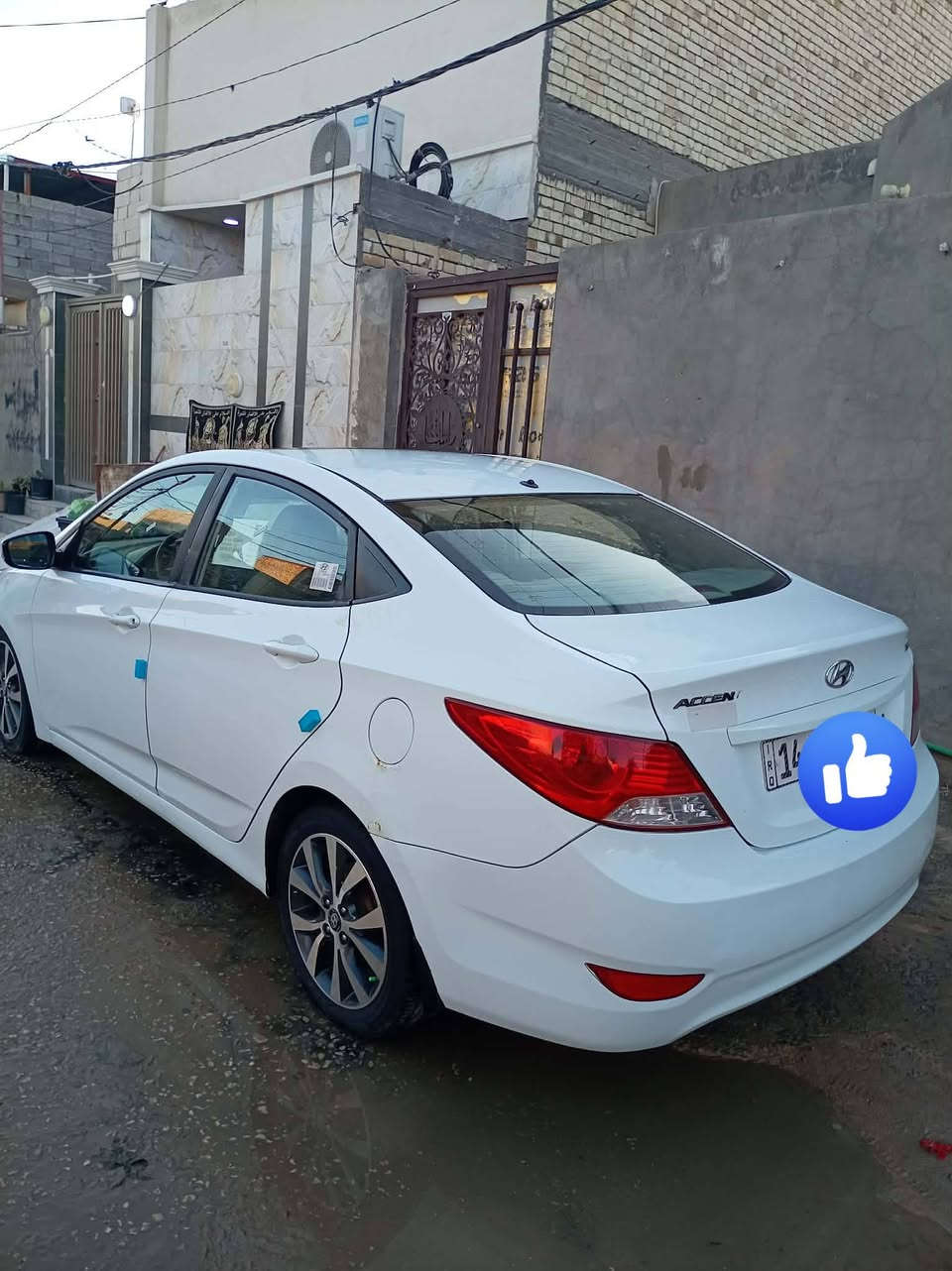 السلام عليكم ورحمة الله وبركاته
للبيع اكسنت موديل 2014 خليجي رقم بصره دولي باسمي تحويل ثاني يوم فول مواصفات عدا البصمه فتحه شاشه سنتر لوك اشاير بالمري ويل كروم تحكمات ستيرن تخم تاير ستوني شادله جديد مكينه كير كفاله محرك 1600 دوش
سياره بيه قطعتين صبغ بدون دواخل فقط وبيه باردات 
السعر 95وبيه مجال مكاني نجف 
رقم الهاتف ***********
