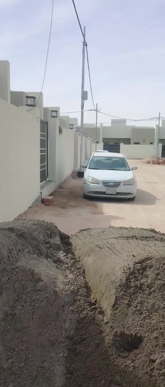 تجهيز حقدائق برمل الشاطئ الزميج وحفر الطبقه السبيس ونخلي الزميج شرط الزميج كادر متخصص انسب السعار طين زراعي  ***********
