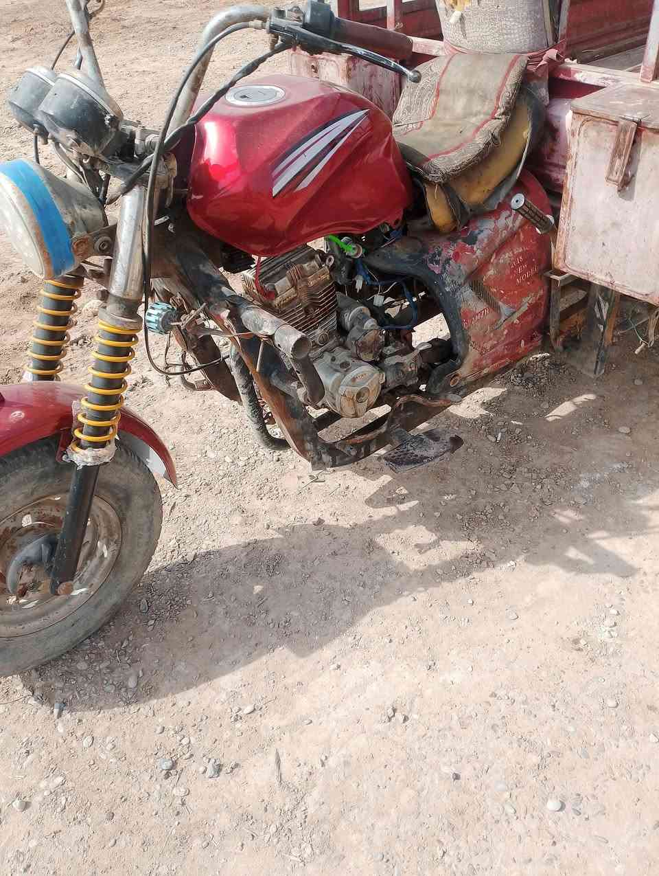 سلام عليكم ستوته دايوان 14 وراق اصوليه تشتغل سلف وهندر للبيع


**إذا كنت صاحب هذا الإعلان وتريد حذفه لأي سبب، رجاءا أرسل رسالة إلى الدعم الفني**