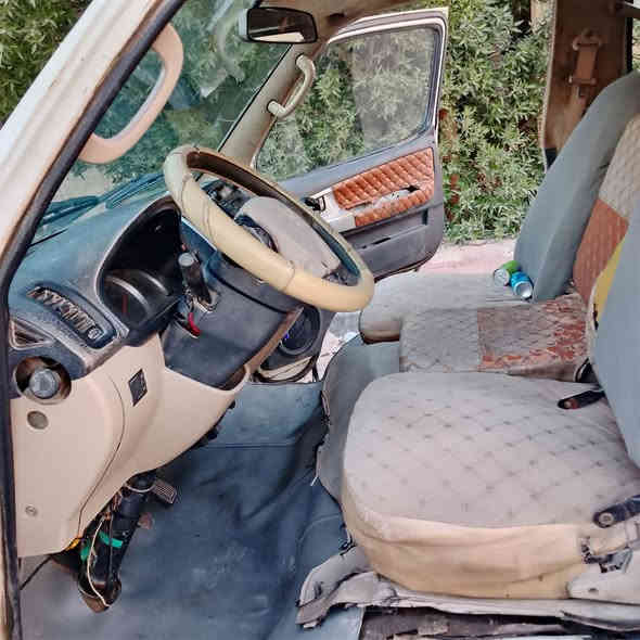 جنبي H1 موديل 2014 موصليه سنويه عظم 
مكينه وكير ياباني ونجي... للاستفسار... ***********
