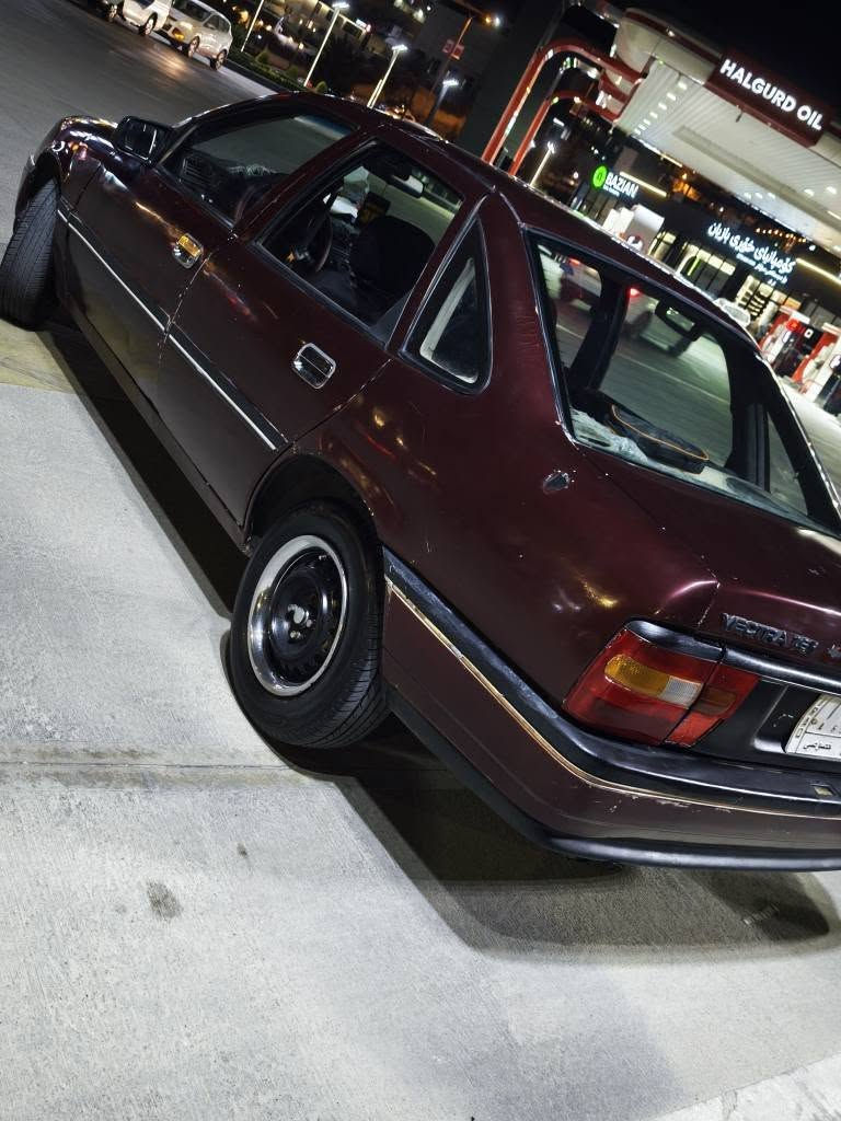 ئەم سەیارەیە بۆ فرۆشتن ئۆپڵی ڤیکترا مۆدێل ١٩٩٠ سەنەوی پلاستیکی دیالەیە بەشەرتی ئەوەلیات و موس و بڕاوە  مەکینەی ١٦ی قایش پانە و مەکینەی فەلە نرخی کۆتای و قفڵی ١٨ وەرەقەیە تکایە لەگەڵ ڕێزما ئەگەر موشتەرینیت سەرمان مەئێشێنە ژمارەی موبایل ***********
