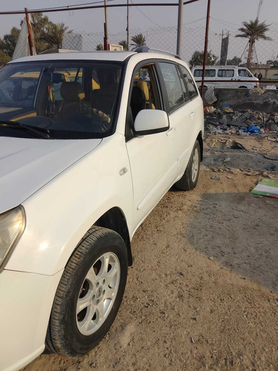 تيكو 14 كير ميكانيك المرغوب بيهه تبديل بنيد ونص جاملغ امامي صبغ وخيط تبخير والباقي ابلاد65 ورقه وبيها مجال تلفون ***********
