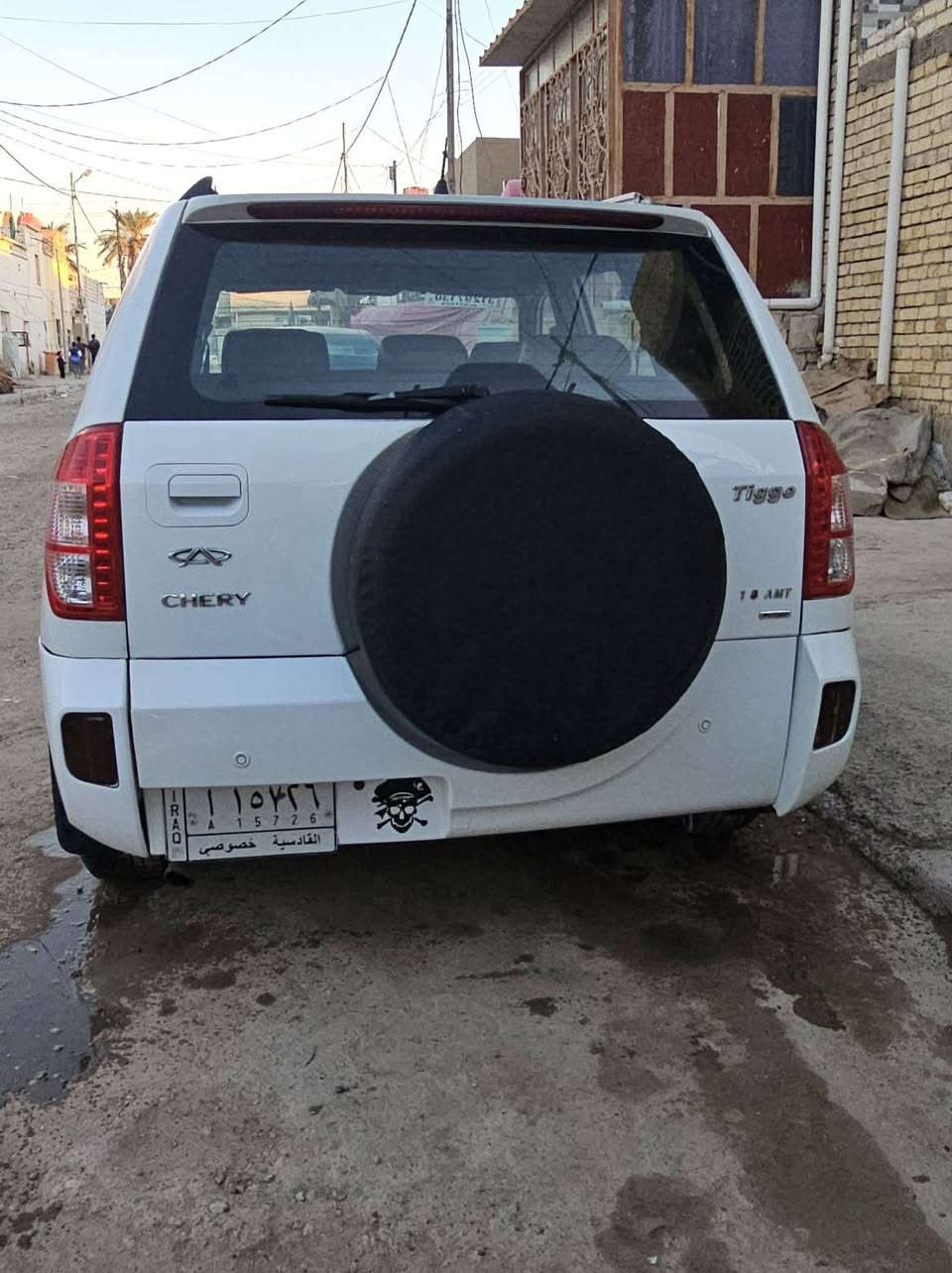 تيكو موديل 2013 
بيها خياسات وملكوطه وبيها رشات صبغ وبيها بخشم جاملغ الامامي جهة سايق ضربه خفيفه 
 كير كهربائي بشرط
محرك 1800بشرط
تخم تاير
باتري جديد 
تدفئه وتبريد شغالات
 دواخلها جديده 
آلُـۜسـۨۚ(55 $)ــِۖ؏ڕ وبيها مجاني 
مكاني ديوانيه 
تحويل مباشر
***********
***********اتصل وتدلل
