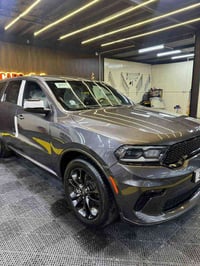 🟡 للبيع   2021 Dodge Dourngo 🟡 🔴 المركبة :  دوج دورنكو 2021 (بلاك اديش...