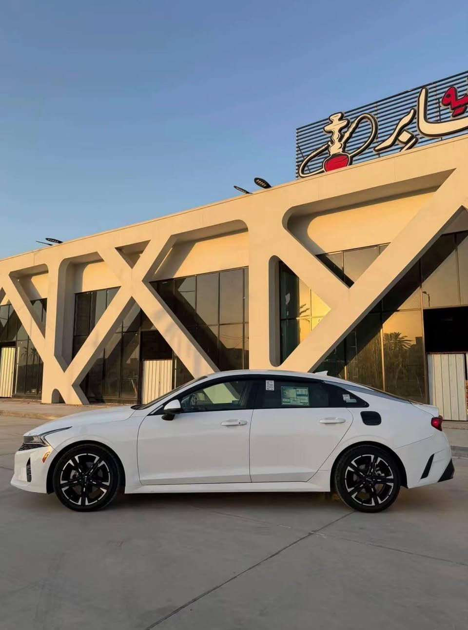 السلام عليكم 
موديل 2023

السيارة أمريكية مكفولة كفالة عامة كلين

مواصفات السيارة:

* شاشة LS
* دعم Apple CarPlay وAndroid Auto لاسلكيًا
* تشغيل السيارة عن بُعد
* كاميرا خلفية
* مثبت سرعة ذكي
* المحافظة على المسار
* فرامل طوارئ أوتوماتيكية
* مراقبة النقطة العمياء
* كشن كهرباء
* حساسات أمامية وخلفية
* صندوق ذكي عند الاقتراب
* مسطرة خلفية LED كامل على طول الجنطة
* المحرك 1.6T
* ممشى السيارة: 54 mi
* رقم بغداد، تحويل ثاني يوم
* السعر اتصل وتدلل سعر مناسب 
للتواصل:***********
