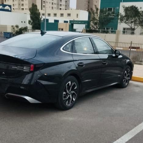 بسم الله الرحمن الرحيم 

هونداي سوناتا 2025 

المواصفات :
نص مواصفات SEL بصمة رادار امامي جانبي خلفي كشن كهرباء وتدفئة وبقية المواصفات المعروفة .

الحادث : 
موضح بالصور فقط قبغ الجنطه صبغ وجامله خلفي بارد بدون تبديل ولا شاصي ولا ايرباك بدون اي دواخل .@أبرز المعجبين

لشــــراء المركبة  💸: الحـــظور إلـــى مـــوقع الشركة 
الفـــرع الاول : الكــائــن الثعالبة_المدخــــل الاول ✅
الفــرع الثاني : ديالى منطقة الحويش قرب العبارة   ✅
الفـرع الثالث : بــــغــداد حي الجهاد  ✅

 نوفر لكم  : 🫰
1️⃣ انــسب اسعار  النقــل من جميع الولايات الأمريكية       🚢
2️⃣ معقبين  لتخليص المركبة وإيصالها للزبون بأسرع وقت  ⌛️
3️⃣ ورشة لتعمير المركبة وشحنها  إلى الـبصره او اربيل  👨🏼‍🔧 

 للاستفسار : 
جاهزين للرد لجميع استفساراتكم فيما يخص استيراد السيارات 

 ***********     احمد الشمري 
 ***********     محمد سمير
