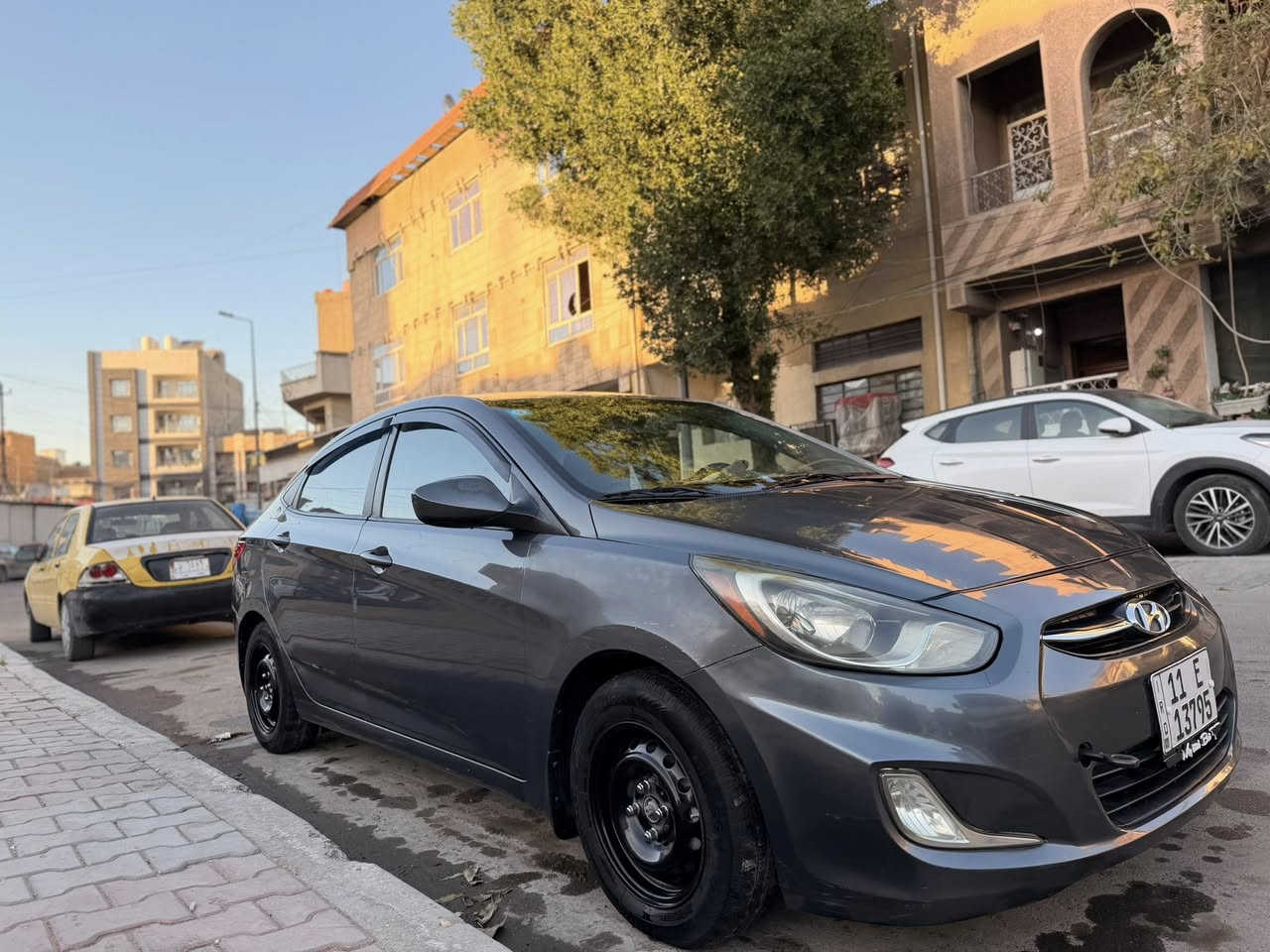 اكسنت موديل 2013 امريكي بدون ايرباك 
بدون دواخل صور الحادث بالمنشور 
مكينه كير صدر تبريد كهربائيات كله مكفول 
رقم بغداد الجديد هزه جديده 

السعر … 98 مجال قليل 
العنوان بغداد الأعظمية 

‭0786 972 3109‬
