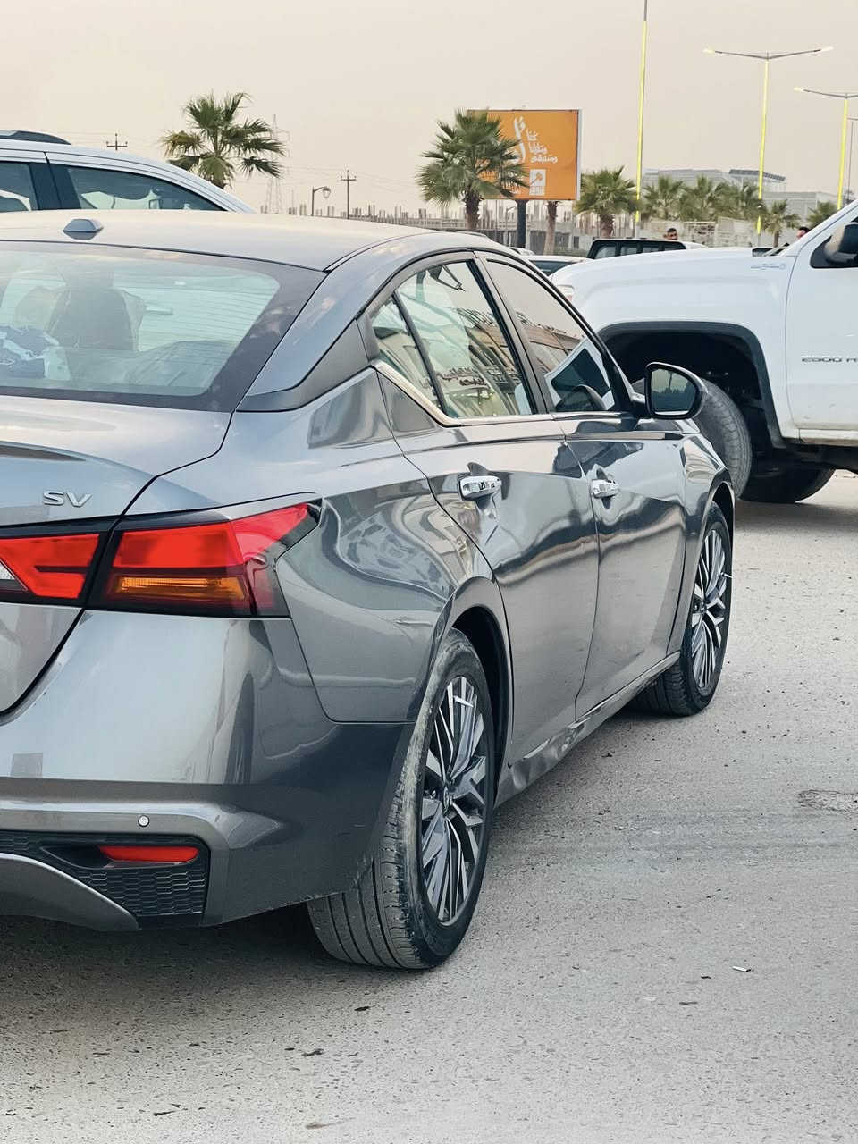 للبيع 
نيسان التيما 2023 فئة sv تشغيل بصمة 
ماشية 55 الف كيلو متر حقيقي
سيارة بأسمي تحويل ثاني يوم 
هزة ماساقطه تنتهي يوم 2026/3/30
سنوية جديدة 
شرط الغرامات 
داخلها شرط جديد كلش
صدر امامي وخلفي بلادي 
كرسي السائق تحكم كهربائي
بيها خمس قطع 
رقم اربيل 
عنواني صلاح الدين /تكريت 
السعر 127$ورقه
للاستفسار *********** اتصال او واتساب
