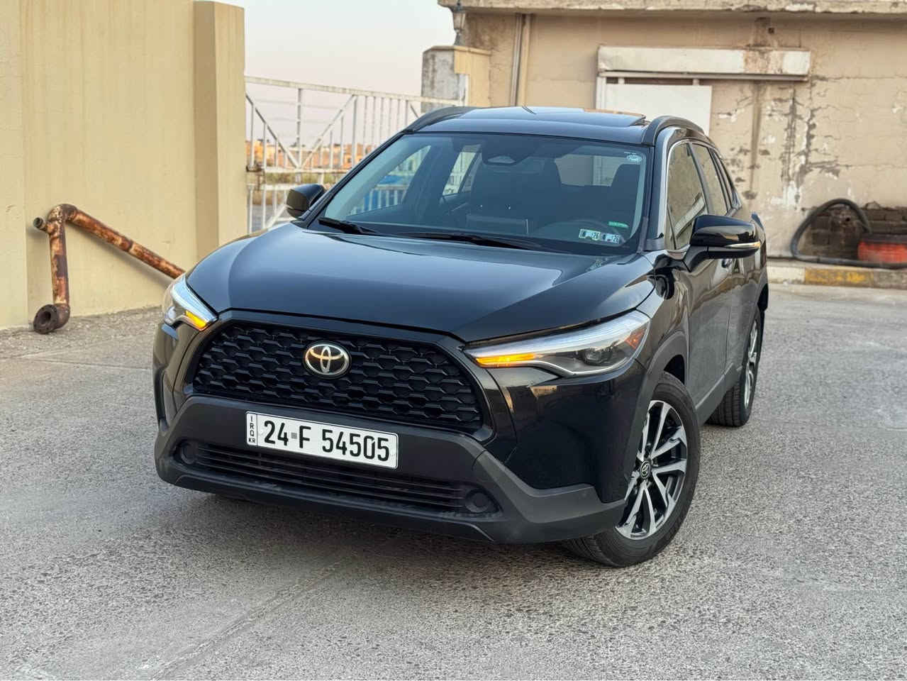 Toyota Corolla Cross XLE 2025 ✔️
تويوتا كورولا كروس ٢٠٢٥

جملغ وباب صبغ بدون دواخل بدون ارباك
٤ الف ميل ماشية وكل شي بلادي شركة 💯

فول فول مواصفات XLE 🔝
بصمة شغال سلايت كشنات جلد وهيتر و كيج الكتروني و شاشة و كاميرة و رادار و حساس و ويل كرو ولايت ليد و زينون و دبل اكسل و شحن وايرليس

مرقم جاهز و تحويل موجود ✔️

سعر 🔥 180 ورقة و مجال
مكان عقرة "ئاکرێ"
واتس اب و كورك *********** اكر, نينوى
