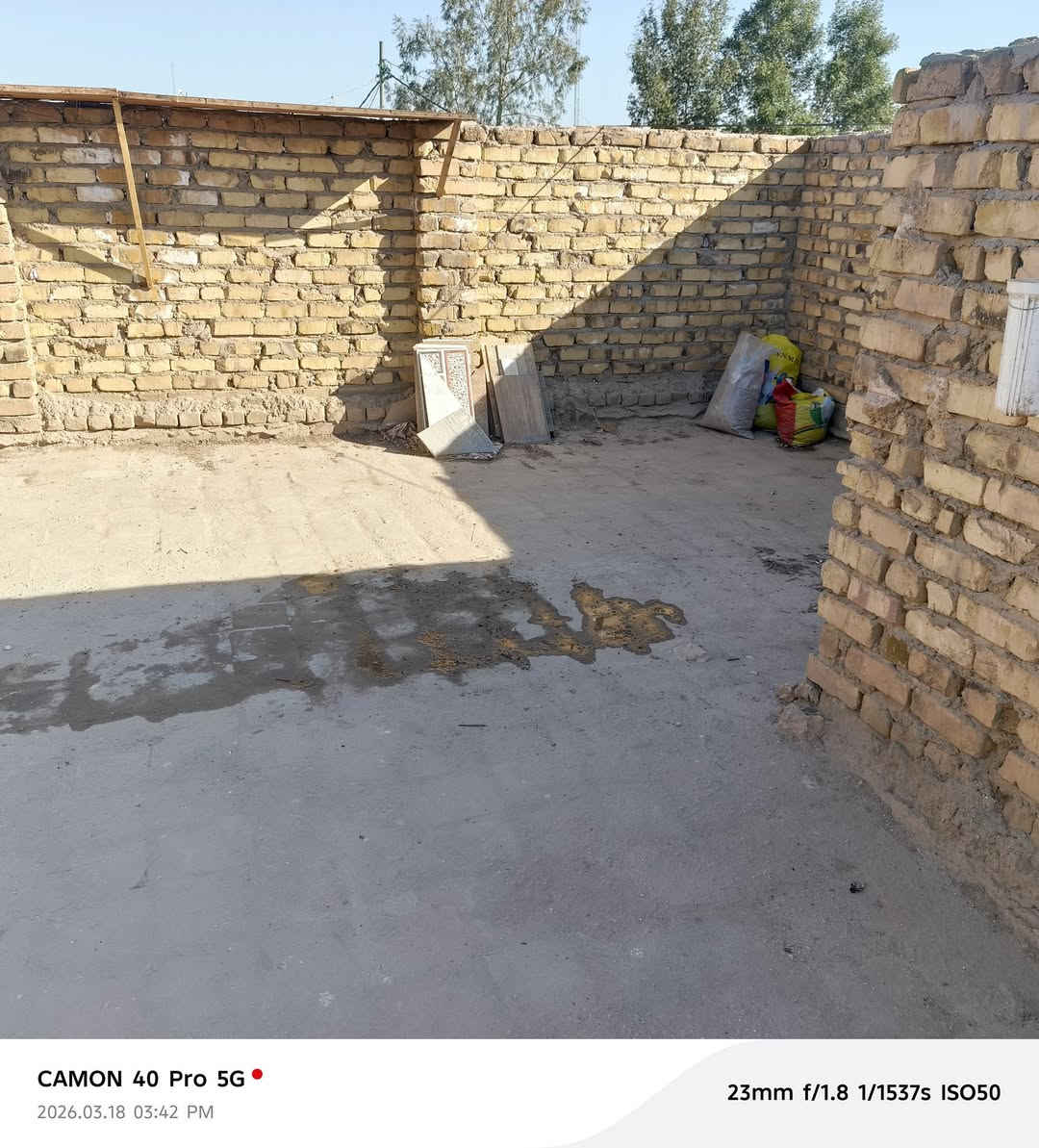 بيت للبيع بحي الصناعي بكاع ال حلو مساحه 180 زراعي سند 25 غرفتين ومطبخ وصاله واستقبال بيت جاهز
***********
