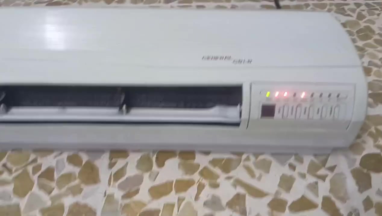شرط شغال


**إذا كنت صاحب هذا الإعلان وتريد حذفه لأي سبب، رجاءا أرسل رسالة إلى الدعم الفني**