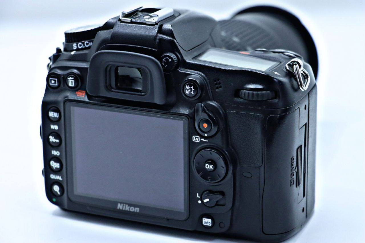 🔴﴿نيكون 7000d نظافه 100٪ 💣 ﴾🔥
مواصفاتها ❌- 🚀 - ❌
خاصيه تتبع الفوكس + 39 نقطه فوكس + 6 صور في الثانيه + معالج الصور + مايك داخلي لتسجيل الصوت دون ضوضاء 

   💎 🔚مع كامل ملحقاتها 🔜 💎

1 - 105.18 VR مانع اهزاز   ✅
2 - رام 32G الاصلي جديد  ✅
3 - حقيبه ضهر  ✅
4 - حزام حامل للكامره  ✅
5 - شاحنه تدعم الشحن السريع ✅
6 - بطاريه تدوم طويلاً  ✅
7 - واير شحن  ✅ 
💣  ﴿السعر 525 🥶🔥وتوصيل مجاني ﴾ 🔥 
متواجد فيس واتساب واتصال ***********
