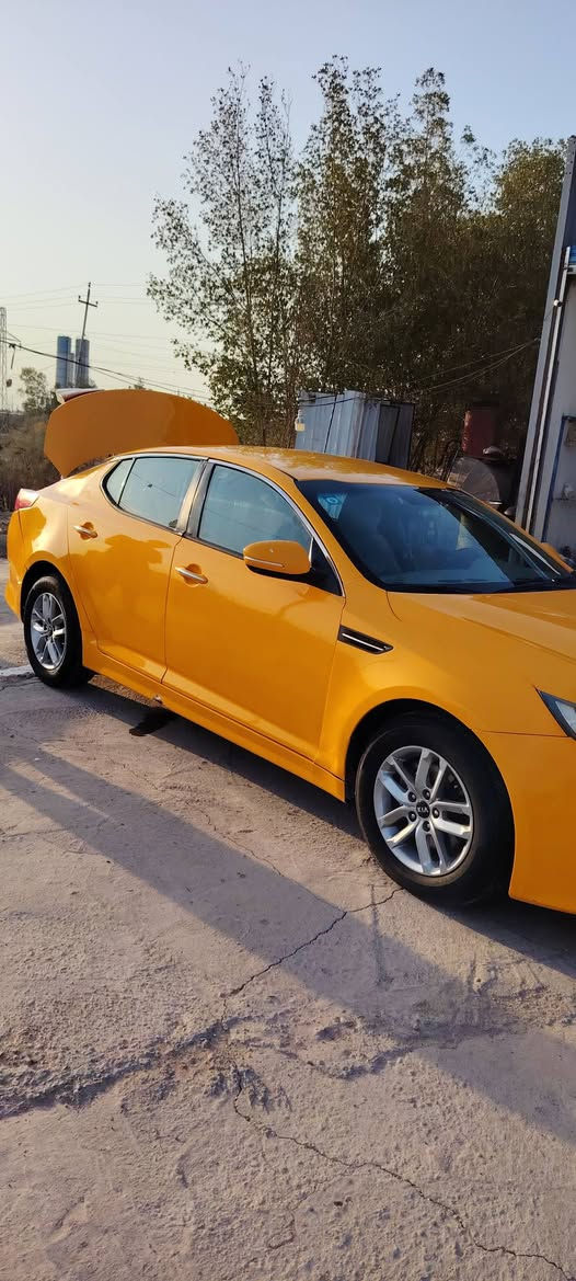 سلام عليكم كيه ابو تيمه مديل 14 خليجي مكينه 2400 مكينه وكير تبريد خير من الله سياره بيه ضربه صفحه جهت السايق حداديه 50 بل 100 تواير هم نفس شي عوزه حداده وتخم تاير سياره خطه ناصريه كرنه سنويه ل 2028 بسمي السعر 110 وبيه مجال قليل رقم تلفون *********** مكانه ناصريه
