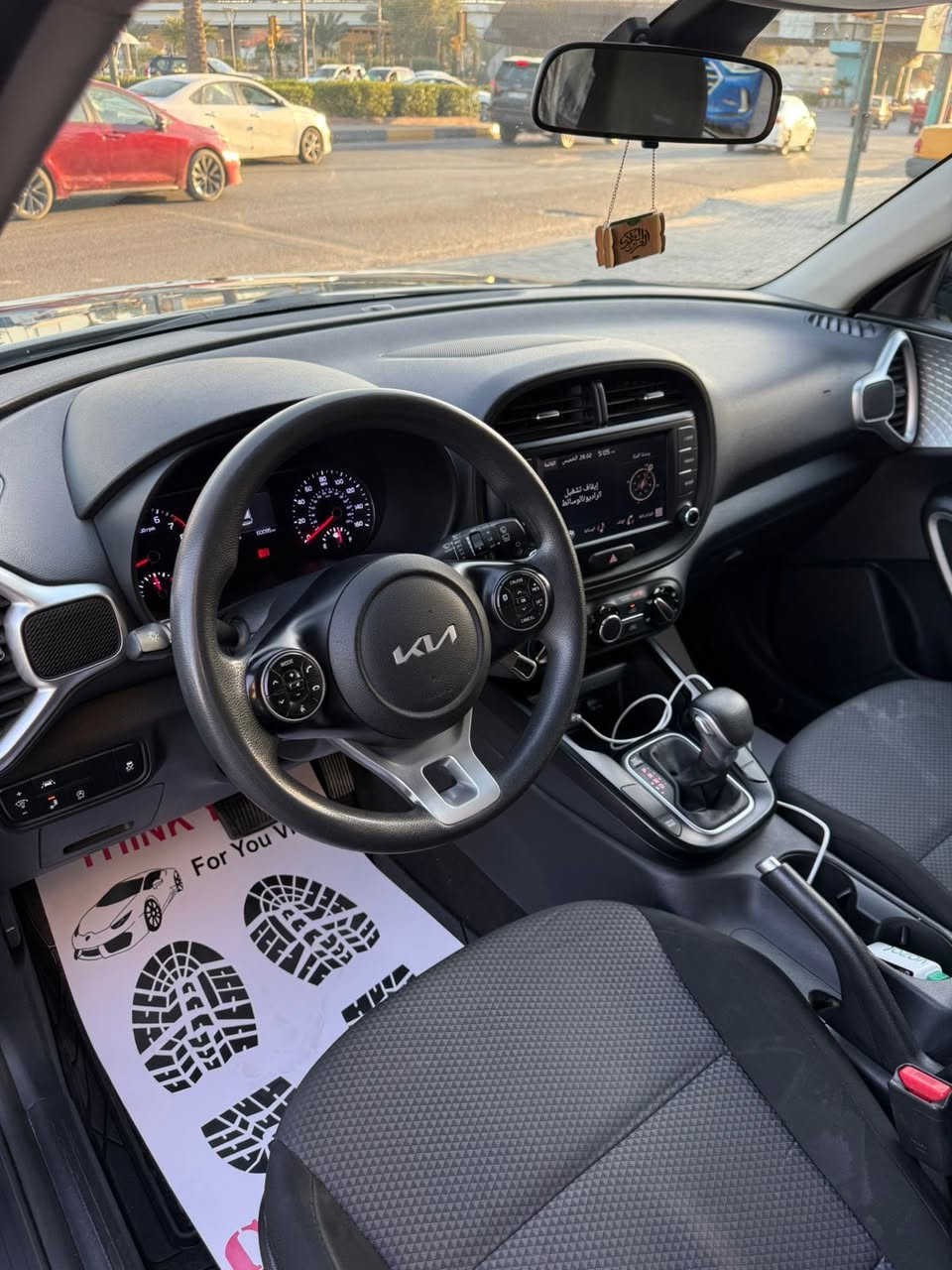 صول.  KN
السلام عليكم صول 2022 وارد امريكي مكفولة من الضرر والصبغ مواصفاتLX  مواصفات عادية السيارة ماشية60 ميل مكينة2000دوش
السعر153وبيها مجال المكان بغداد شارع فلسطين لاستفسار اكثر الاتصال على الرقم ***********
