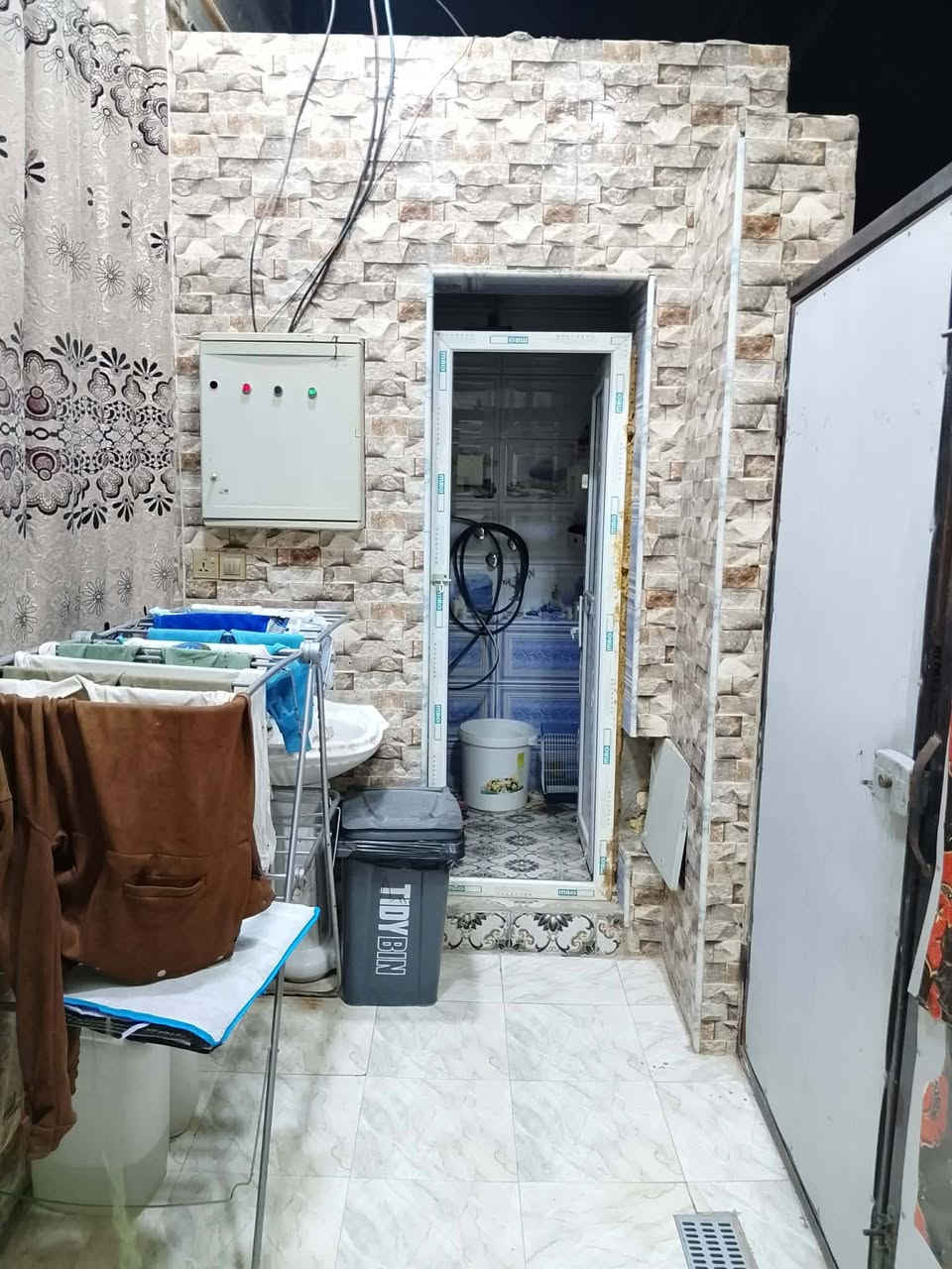 #حي الفداء .بيت للبيع مساحه 100امامي ثالث بيت عن شارع ستين ثاني بيت عن ركن
💢💢💢💢💢💢💢💢
 طابق واحد بناء حديث كامل مكمل في 2023
💠💠💠💠💠💠💠💠💠
🧿🧿🧿🧿🧿🧿🧿🧿🧿
مطلوب سكان 25  مليون 
🪬🪬🪬🪬🪬🪬🪬🪬🪬🪬
بناء طابوق كونكريت مسلح درجة اولى

💥💥💥💥💥💥💥💥💥💥

💢يحتوي على غرفة نوم
💢 وصاله 
💢ومطبخ
💢 ودوانيه 💢وحمام داخلي وخارجي
💢 ومخزن فوك 

🔥🔥🔥🔥🔥🔥🔥🔥🔥🔥
 #السعر الكلي 110صافي 85 تسليم يد والباقي دفع لصندوق الاسكان 
🛑🛑🛑🛑🛑🛑🛑🛑🛑🛑
حي الفداء مقاطعه 24 رقم العقار 24544 
🧨🧨🧨🧨🧨🧨🧨🧨🧨🧨
 مطلوب سكان 25 مليون تسديد شهري .
🎀🎗️🎀🎗️🎀🎗️🎀🎗️🎀🎗️
..
..
🔮🔮🔮🔮🔮🔮🔮🔮🔮
رقم الهاتف ***********
