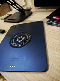 ايباد 11برو M4 مستعمل بس حيل نضيف ومكفول كارتونتة ويا بطارية 81 صورهة ...