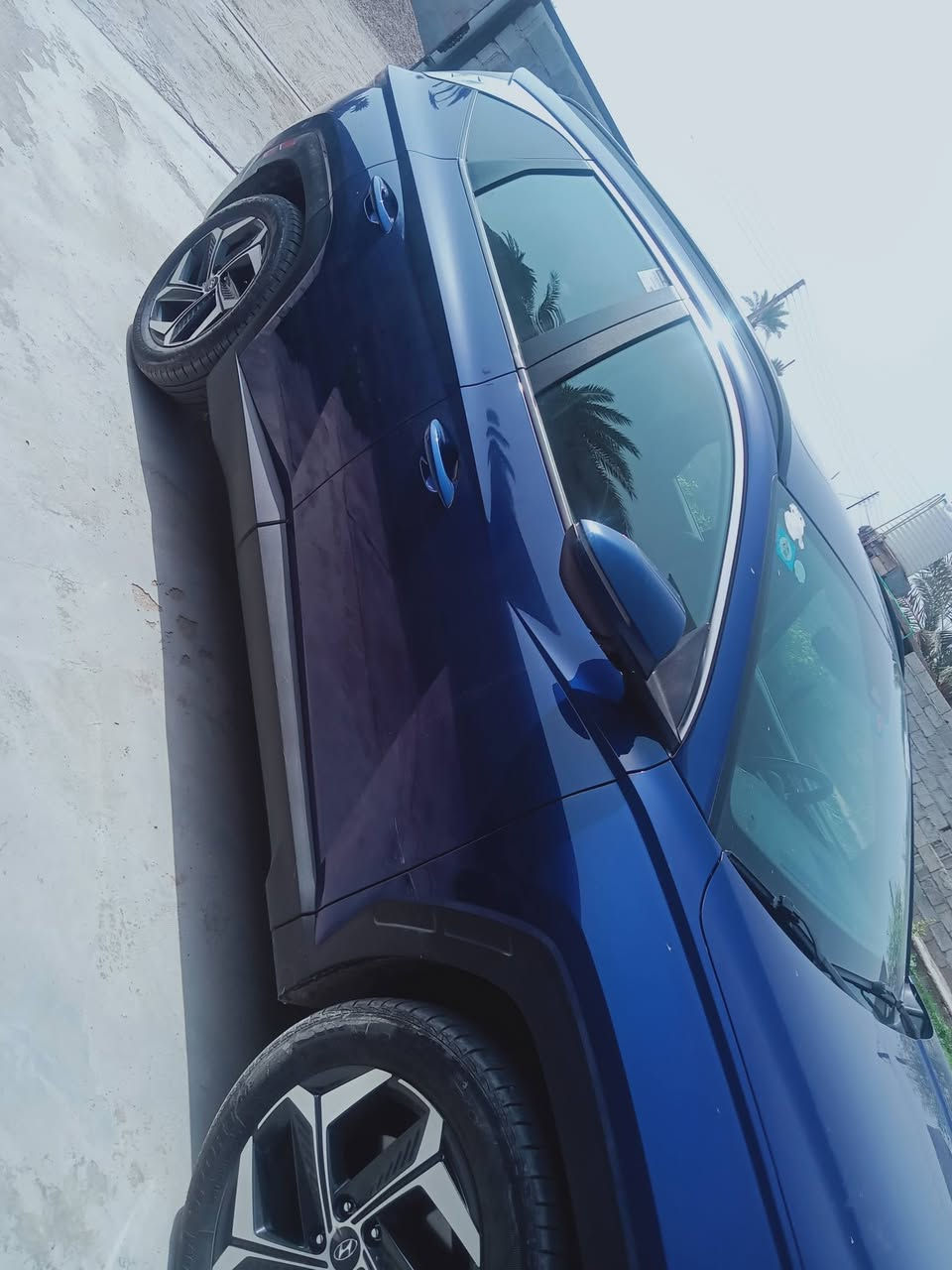 موديل 23 فول فتحه سقف حادث بارد بالجنطه ماشيه 34 السعر 205 عنوان بغداد ابو غريب ***********
