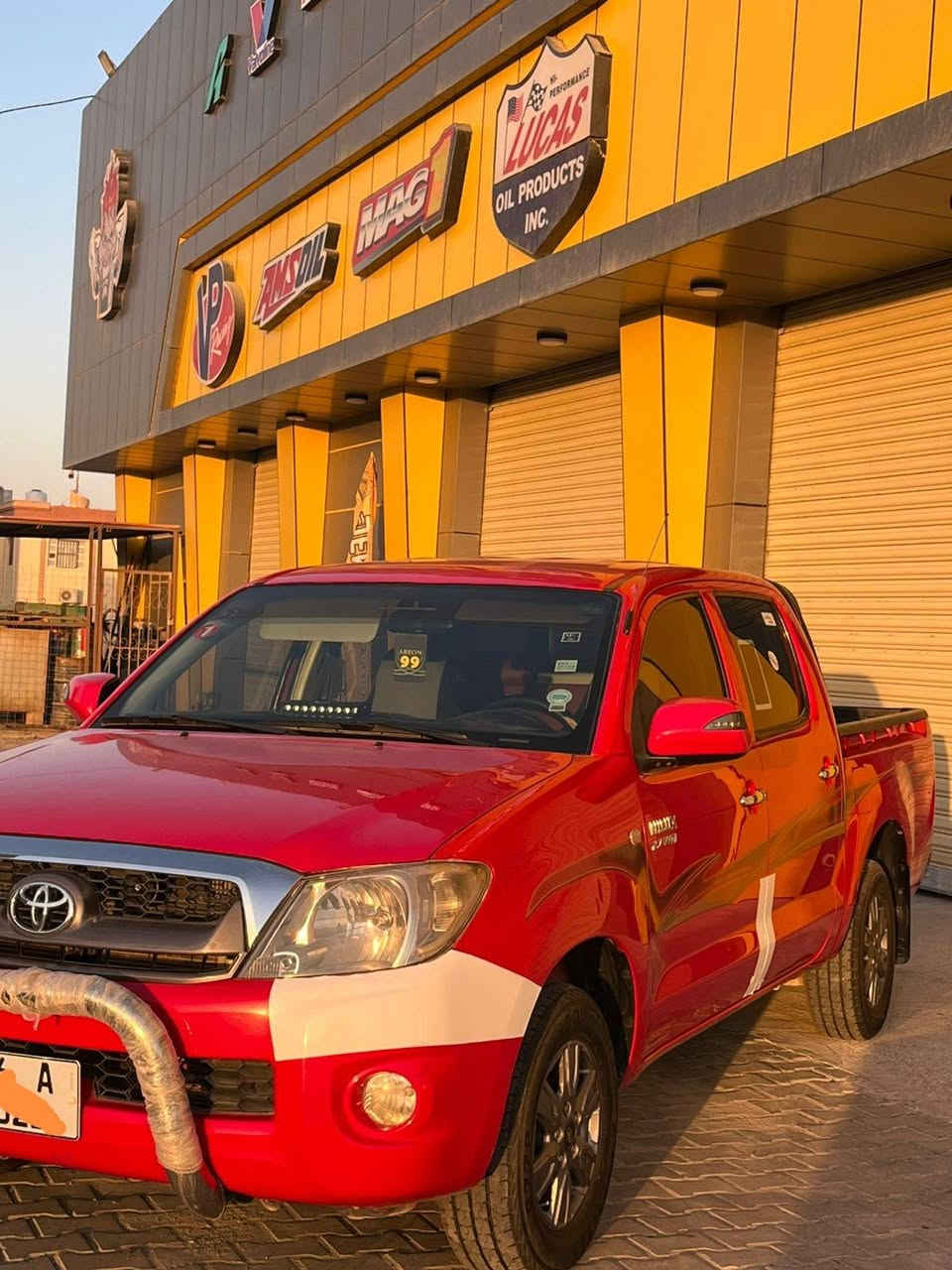 السلام وعليكم للبيع بيكم عذاري موديل 2010  بيها بونيد مبدل  وجاملغ الخلفي ل عكس سايق سياره فول الفول  كير محرك شرط  السياره ماشيه 160  السعر
مكاني تكريت القادسية 
 180 وبيها مجال  رقمي ‭***********
