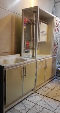 مستخدم نضيف للبيع العنوان الحرية ثانية 07740574161