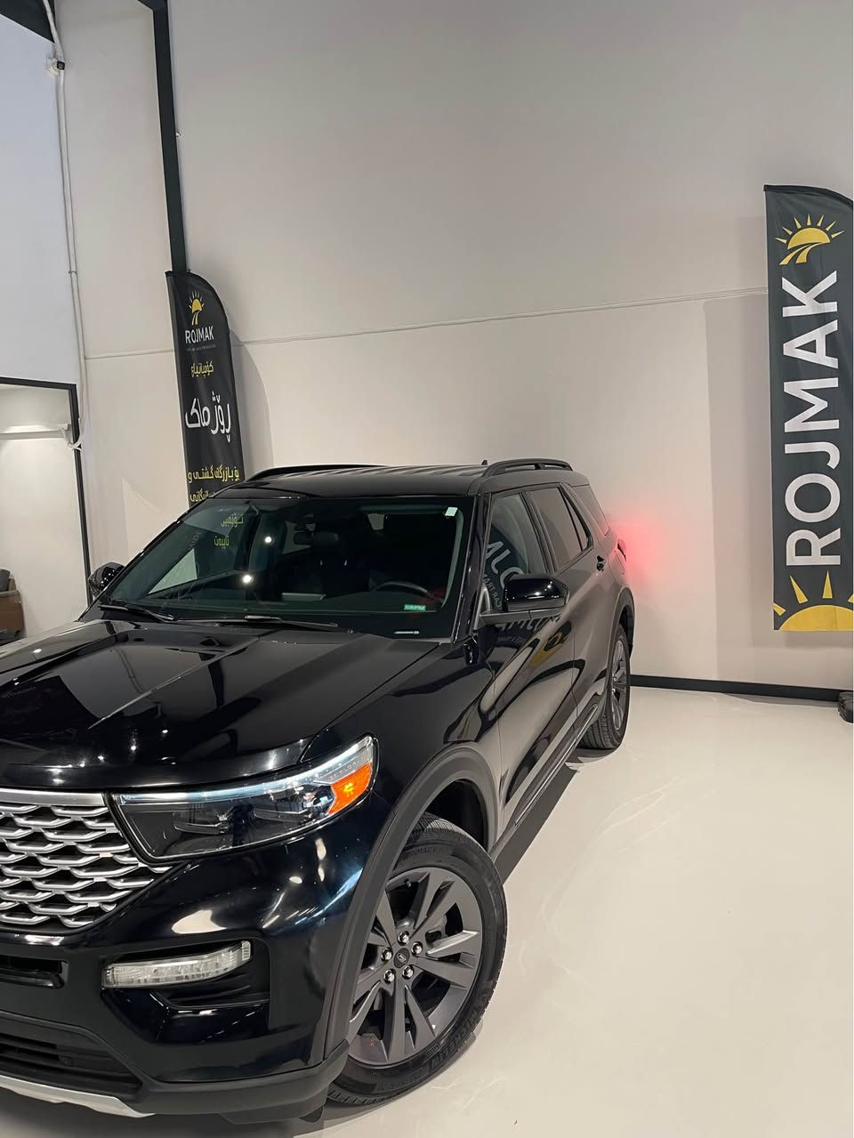 ‏ford explorer 2023 XLT
سەیارەکە پێش و پشتی کەپسە  دەعمی زۆر خفیفە
تەنها یەک پەڵە بۆیاخ بە بۆنیتەکەوەیەتی 
ڕادێتەر و لایت و هەمووی بیلادییە  - ٦،٠٠٠ مایل ڕۆشتووە
مەکینە ٢.٣ لتر چوار پستۆن دەبڵ ئەکسل 
ئێرباگی سوکان و شان تەقیوەو سستم كراوه
سەیارەکە پێش و پشتی کەپسە  دەعمی زۆر خفیفە
تەنها یەک پەڵە بۆیاخ بە بۆنیتەکەوەیەتی 
ڕادێتەر و لایت و هەمووی بیلادییە  - ٦،٠٠٠ مایل ڕۆشتووە
مەکینە ٢.٣ لتر چوار پستۆن دەبڵ ئەکسل 
ئێرباگی سوکان و شان تەقیوەو سستم کراوەتەوە
ڕقم کاتیە - شوێن سلێمانی
 
1FMSK8DH1PGB72486

0770 190 2290 
0750 122 0523 

فورد اکسبلور ٢٠٢٣ XLT 
سیارە بجم کبس - بس شبر صبوغ بل بونیت 
سیت رادیتر و لایتات کل بلادیە — ماشیە ٦.٠٠٠ میل 
مکینە ٢.٣ لتر اربع سلندر توربو — سیارە دبل اکسل
ارباک سکان تکمە سستم —- رقم کاتیە (فحص مؤقت) 
مکان سیارە سلیمانیە 

1FMSK8DH1PGB72486t

***********
*********** السليمانية, العراق
