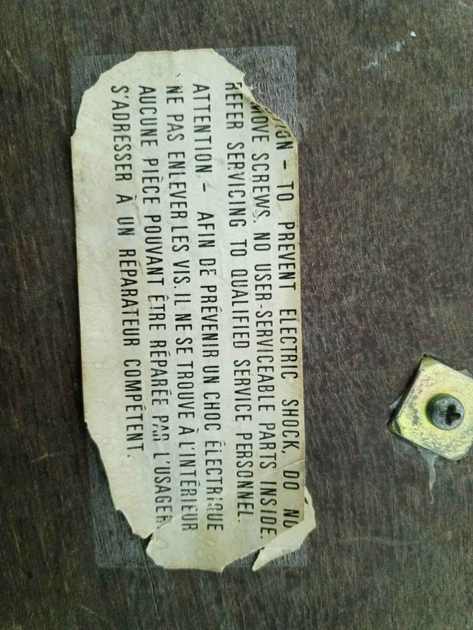 راديوا اربع قطع للبيع هل موجود 
يوجد توصيل


**إذا كنت صاحب هذا الإعلان وتريد حذفه لأي سبب، رجاءا أرسل رسالة إلى الدعم الفني**