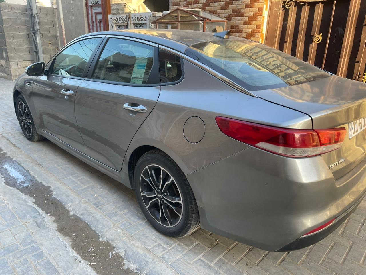 سلام عليكم كيه اوبتما موديل 2017 وراد أميركي حادثه اميركه فقط دعاميه خلفيه هنا بل العراق بيه خمس قطّع اثر شخوط رش كلير بدون معجون بدون دواخل سياره جديده مكينه 2400 تخم تاير جديد صدر جديد سياره مال  بيت ما تصرف عليه ربع دينار موصفات عاديه سعر 118 مكان حي بساتين ***********
