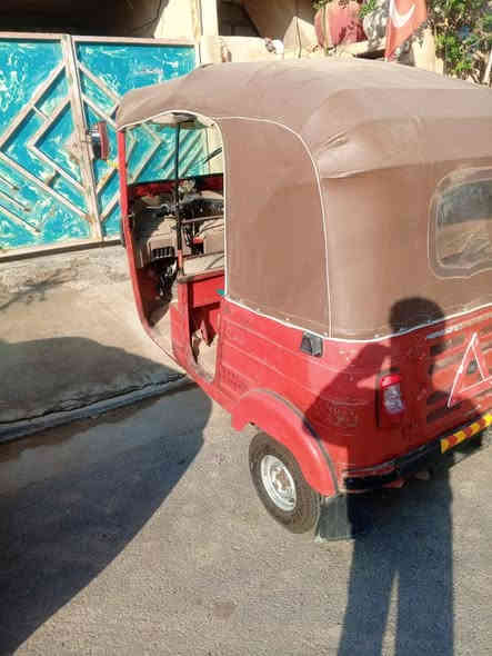 السلام عليكم تكتك 2018 شهر 11 التكتك خير من الله لا تنقيص ولا تبخير السعر 4 وبيها مجال العنوان الحسينيه الراشديه رقم الهاتف *********** التكتك باسمي رقم وسنويه تحويل ثاني يوم
