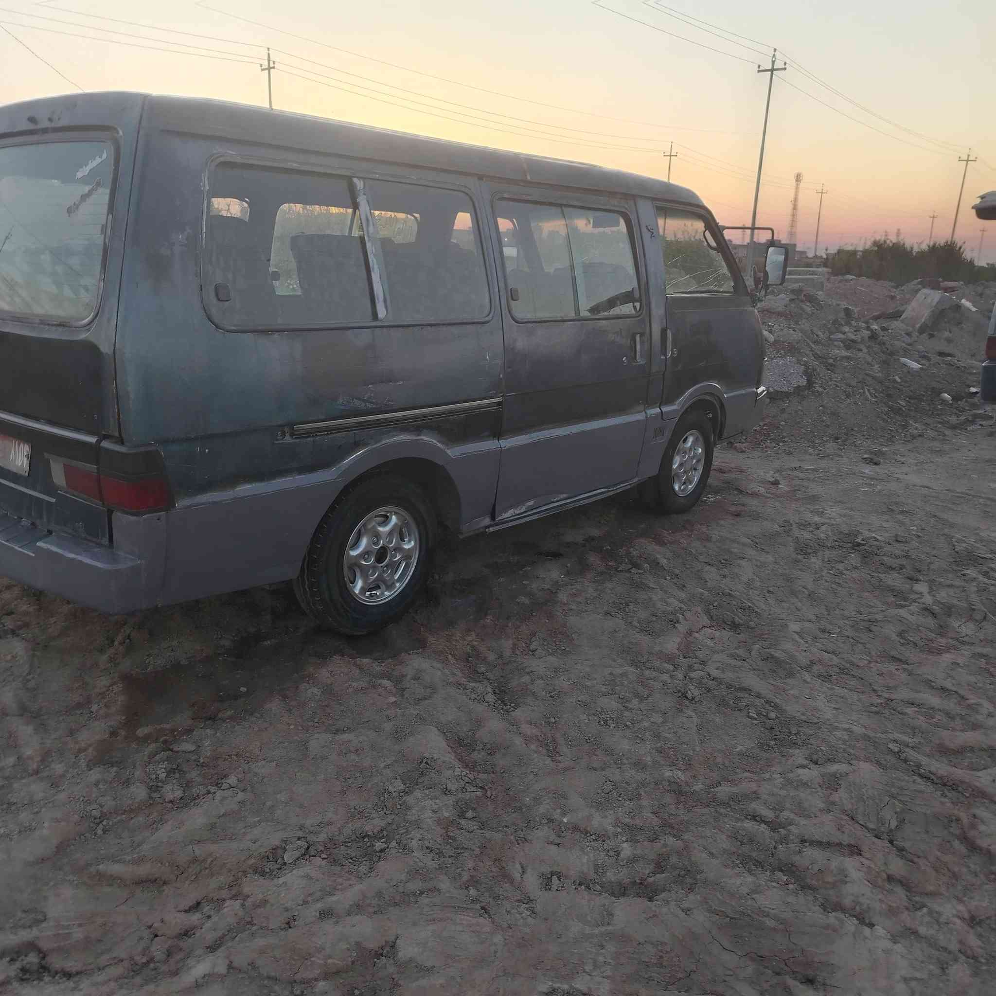 سلام عليكم كيه بسته للبيع سياره مكينه وكير بل جيس شرط وباتري جديد راعيه ما اندله اتكفل سرقه وعشاعر فقط سياره حلوه السعر ١٤ ورقه وبيها مجال بسيط مكان واسط الكوت رجاءن مكلف بل نشر ***********
