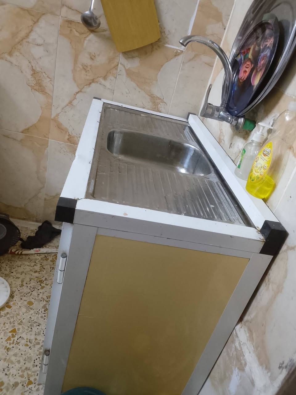 للبيع بغداد الحرية شارع الدور العريض
***********
