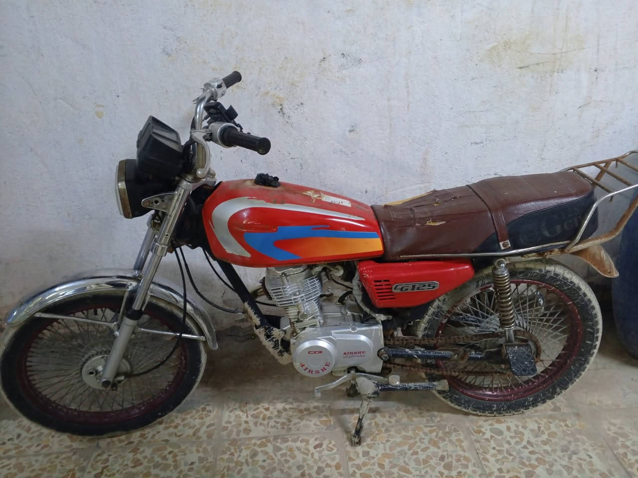 دراجه ايراني ادوات مكفوله من السرقه سعرها 350 وبيها مجال مكاني شط العرب الجزيره ابيع رقمي *********** موجود على الواتساب
