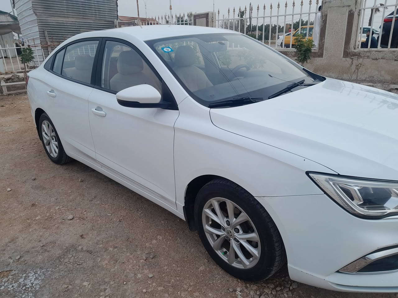 سيارة MG للبيع 
موديل ٢٢ معوقين وكالة عامة مكفولة كفالة عامه ماعدة اشبر بالجاملغ الأيمن الأمامي السعر ٩٢ وبيها مجال 
للستفسار على الرقم الهاتف ***********
