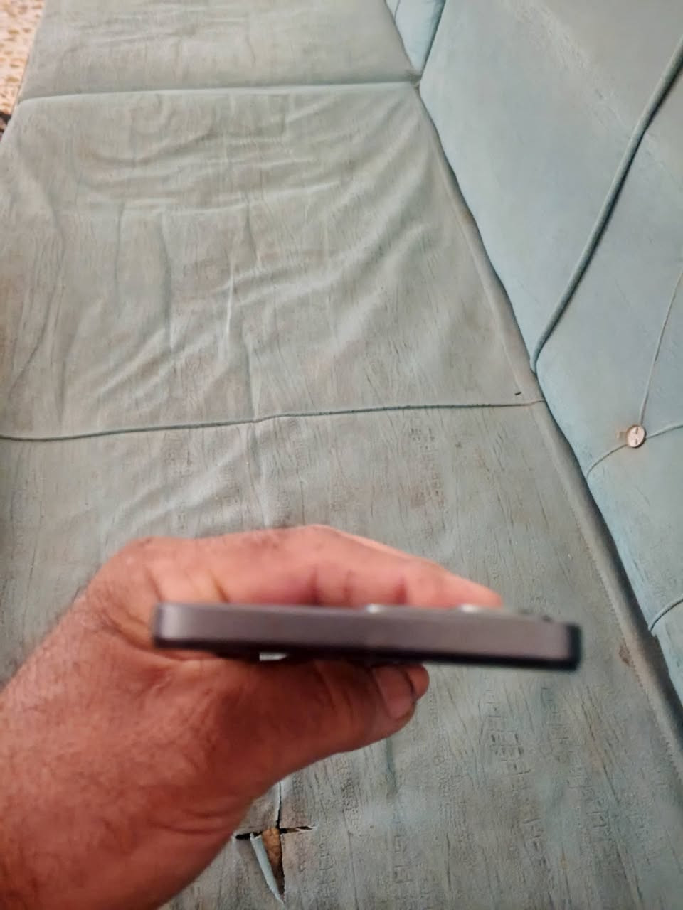 السلام عليكم للبيع ريلمي c71جهاز نظيف بمعنى الكلمه غراضه كامله ذاكره 256رام8+8العنوان حي سومر شارع المدارس ***********
