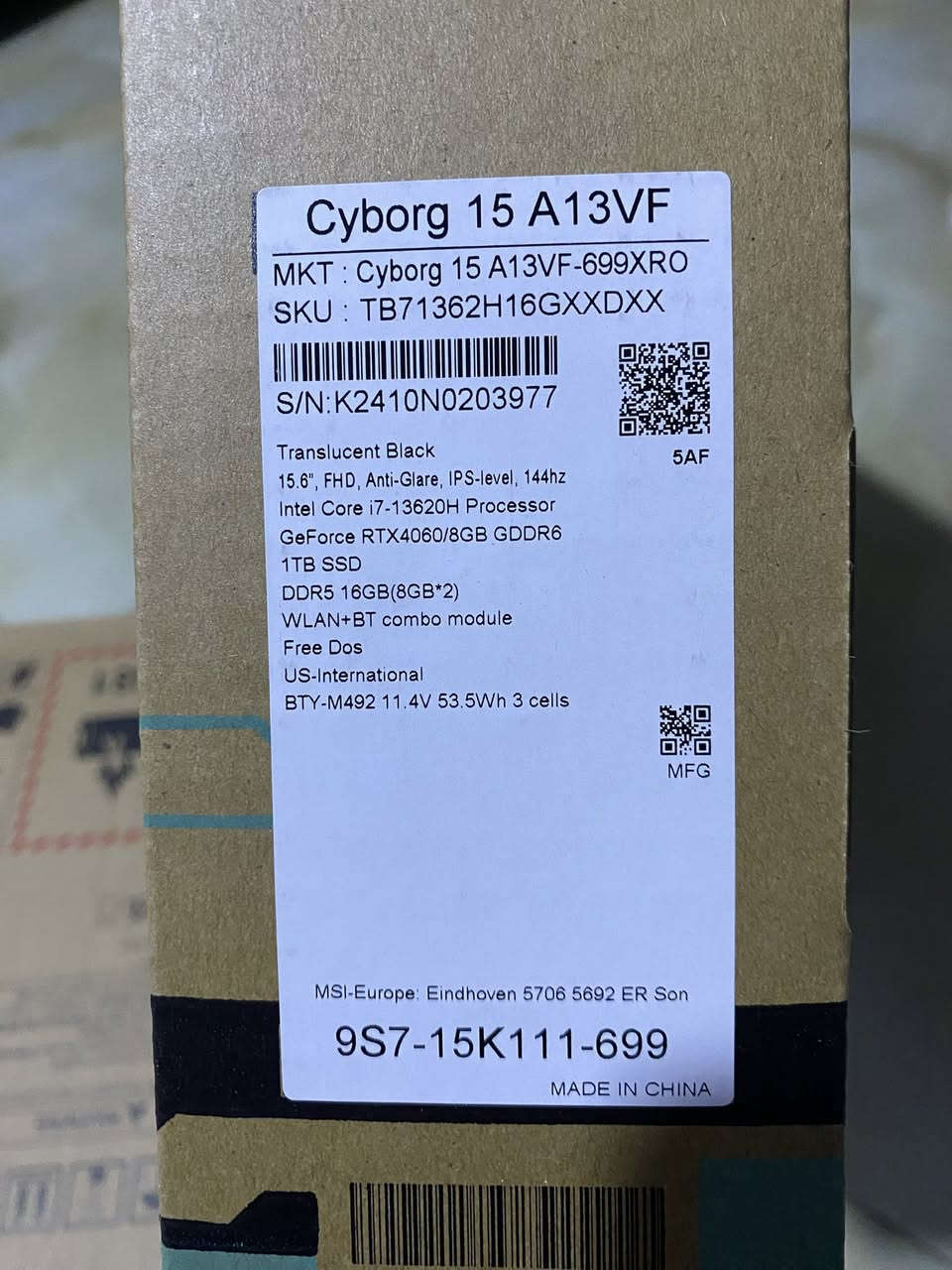 سلام عليكم 
لابتوب كيمنك msi  
اسمه Cyborg 15 A13VF اكتب هذه الاسم يطلعلك مراجعه كامله عنه 
مواصفات 

Translucent Black

15.6", FHD, Anti-Glare, IPS-level, 144hz

5AF

Intel Core i7-13620H Processor

GeForce RTX4060/8GB GDDR6

1TB SSD

DDR5 16GB(8GB*2)

WLAN+BT combo module

Free Dos

US-International

BTY-M492 11.4V 53.5Wh 3 cells

نضافه 99‎%‎ اذا مو 100 
كلش نضيف 
مكاني بابل اكو توصيل 10 الف 
هذه رقمي هم بي وتساب 
***********
سعر مليون و 250 الف وبي مجال قليل
