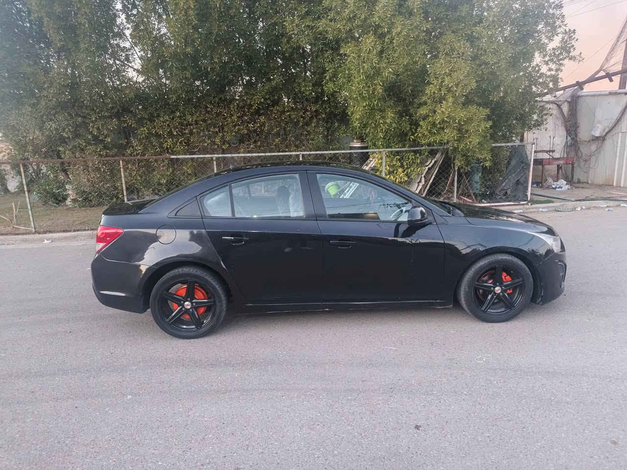 السلام عليكم
شوفر ليت كروز موديل 2013 خليجي رقم سليمانيه 

سياره اسم عربي شرط التحويل مكينه 1800 مكينه 

جديده سياره خير من الله السياره جاهزه اي نقص مابيهه 

ويل 17 سياره احله من الصور سونار موجود بل صوره رقم بي واتساب *********** السعر 70 بيهه مجال
العنوان بغداد البياع
