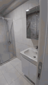 السلام عليكم متوفر استاف تنضيف في كنجان لايف ***********
