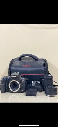 كانون 7D مارك II • عدسة 50mm • مراوس هاتف