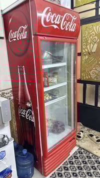 براد حجم الكبير سعره 250 الف شغال على فحص المكان بغداد الدوره وتساب 07...