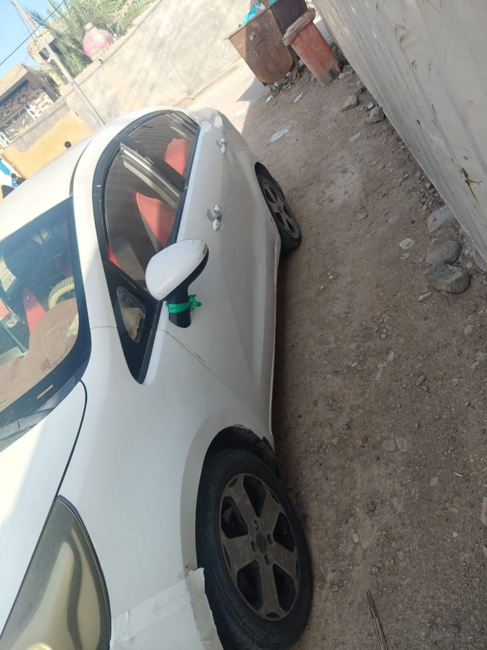 سلام عليكم سياره كيه ريو مديل ١٤ البيع سياره  مكفوله من العيب شرعي بيه ضربه جاملق  مرجع علبارد مكينه ١٦٠٠ مكينه وكير خير من الله تخم تاير حديد تبريدمنضومه كامله توني شادله جديده سنويه صاقطه  العلوان ناصريه جبايش سعر ٦٣ وبيه مجال  رقم الهاتف ‏‪*********** انا مكلف بنشر
