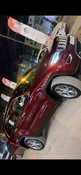 جيب 2021 ليمتد واحد عله واحد  
فتحه 
رادار بلمري 
جنطه كهرباء 
وهواي مواصفات بعد 
لون كرزي المرغوب رقم جديد لانكليزي  باسمي سنويه ماشيه ٤٩ ميل سياره مال بيت ادامه مسويلها من كلشي حته دهنها جديد
حادثها موضح بلصور وعلفحص
السعر 245 وبيها قليل مكاني بغداد رقمي هذا وخاص هم متواجد
***********
