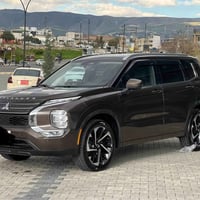 اوتلاندر ٢٠٢٤ • بانوراما • مقاعد جلد