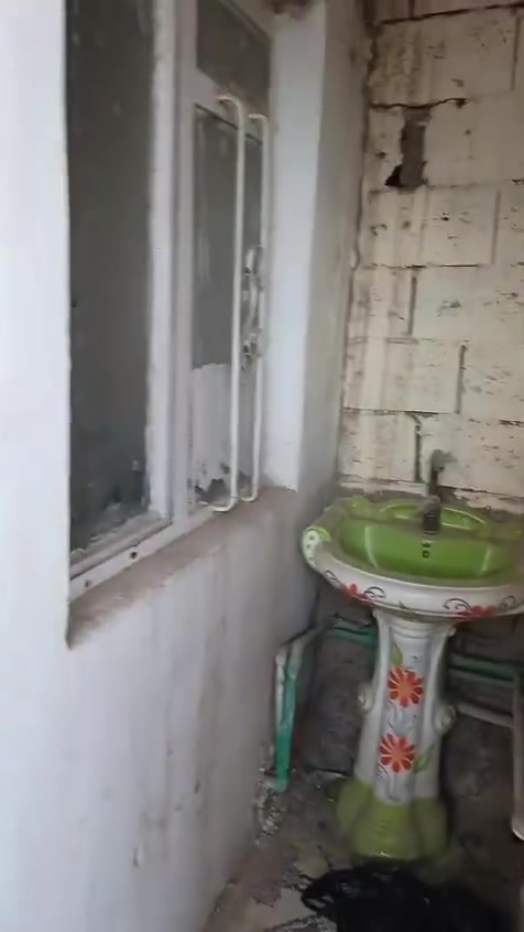 السلام عليكم
بيت تجاوز للبيع مساحه 90 متر واجهه 6 نزال 15
العنوان عمارات سعيده للاستفسار الاتصال
***********
