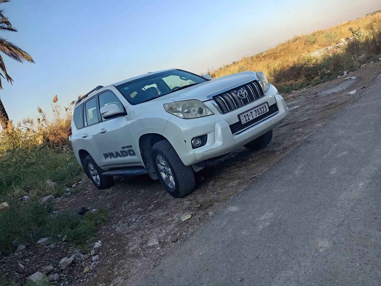 للبيع برادو 2012 مكفوله كفاله عامه ماشيه 145 بصمه  محرك 6V تخم تاير ياباني جديد هزه جديده سنويه جديده السياره شوفة العين ***********
