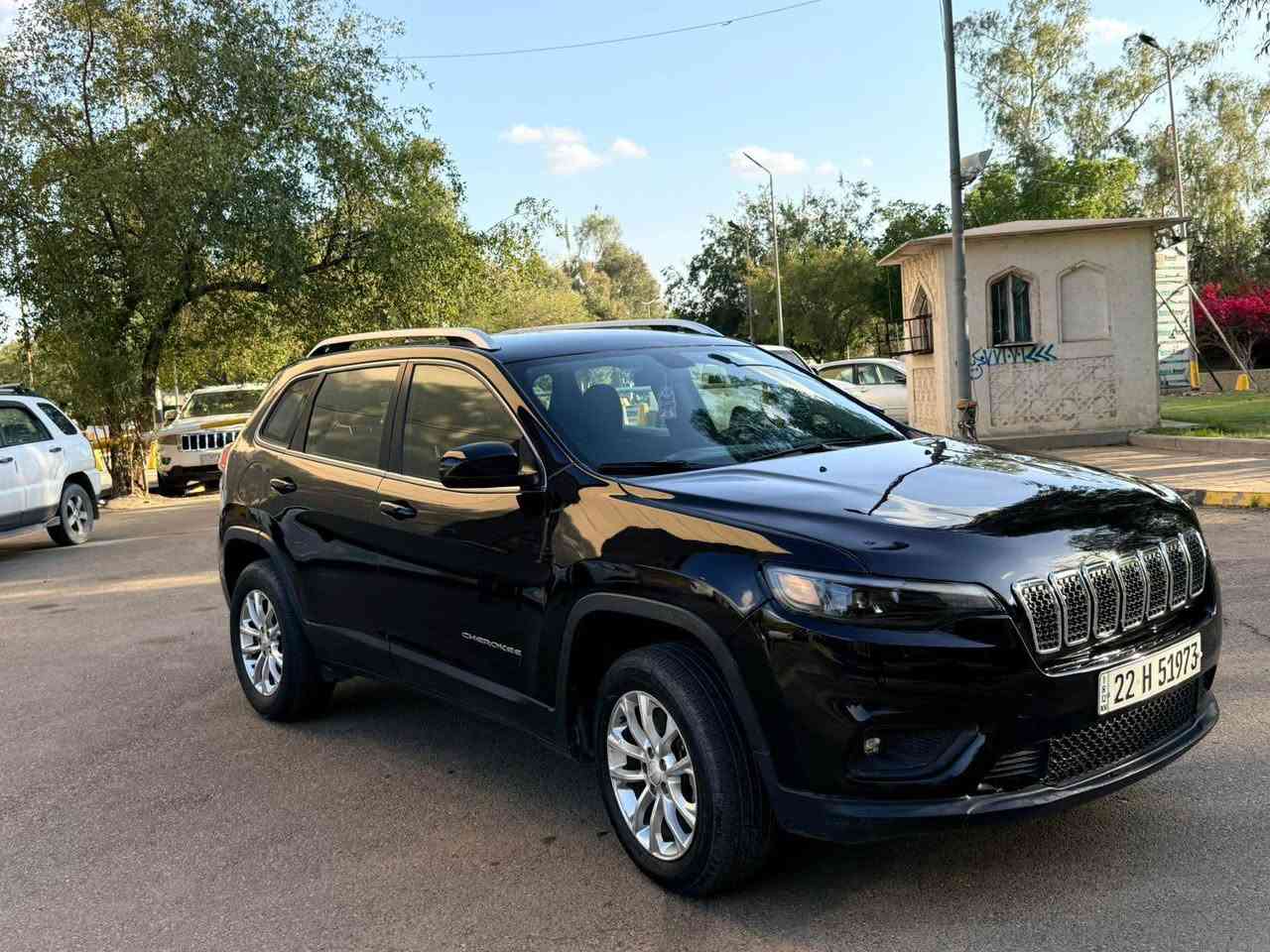 يا الله السلام عليكم

جيب شيروكي بزون  للبيع 

رقم اربيل الدولي الجديد
 
المواصفات :

موديل 2019

بصمة دخول و بصمة تشغيل 

محرك سته سلندر (v6.3200cc)

فور ويل ٦ وضعيات 

نظام زحف و نظام نزول منحدرات 

هاندبريك بصمه 

مانع تصادم امامي 

مانع تصادم خلفي 

رادار مع تحديد مسار مع نقاط عمياء

حساس خلفي

كامره خلفيه دواره 

ماسحات اوتو

لايت امامي اوتو 
مقاعدمخمل اسود  تدفئه و تبريد مقاعد

مقاعد السائق و الراكب تحكم كهرباء

شاشه كبيره مع خاصيه اندرويد اوتو 

مرايا جانبيه كهربائية مع اشارات بالمري

تشغيل عن بعد

اوتو ستارت ستوب

القماره حديد

ويل كب كبير 

السياره حادثها تبديل بنيد فقط

الاجزاء الداخليه كلها سليمه

كل انظمه السياره على وضع الشركه

المحرك و الكير على وضع الشركة  

السعر :- 139 

للاستفسار :- مكان السياره بغداد الصليخ *********** بغداد, العراق
