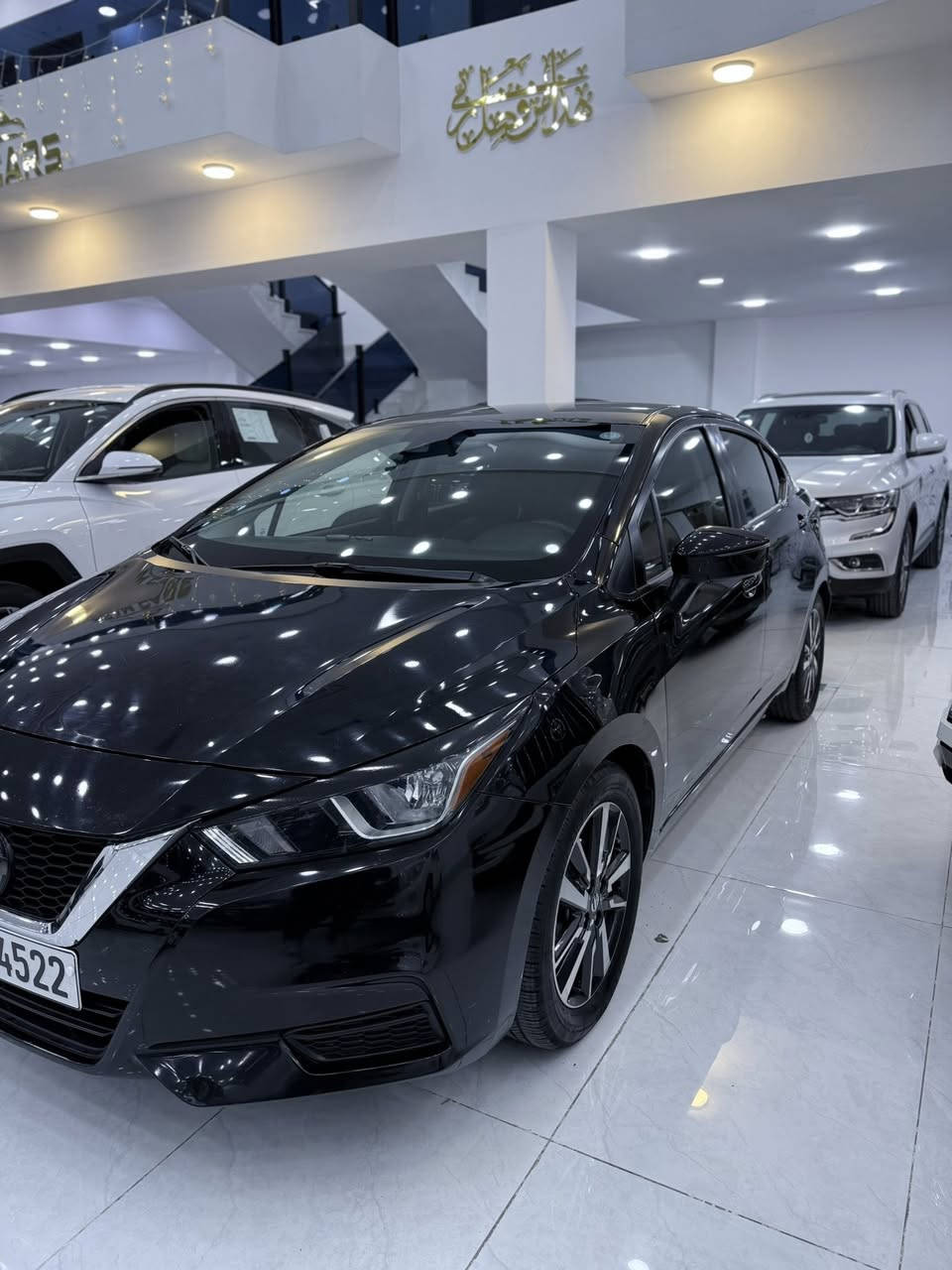 نيسان فيرسا 2021 
المواصفات 
رادار امامي 
رادار خلفي 
حساس خلفي 
اشاير بل مري 
مثبت سرعة
تنبيه الخروج عن المسار 
شاشة جبيرة
كاميرة خلفية
نقطة عمياء
ويل كروم
بصمة
 طخم تايرات جديد
السيارة بس اسمي وشرط تحويل سنوية لي 2029
رقم تلفون ***********
واتساب ***********
