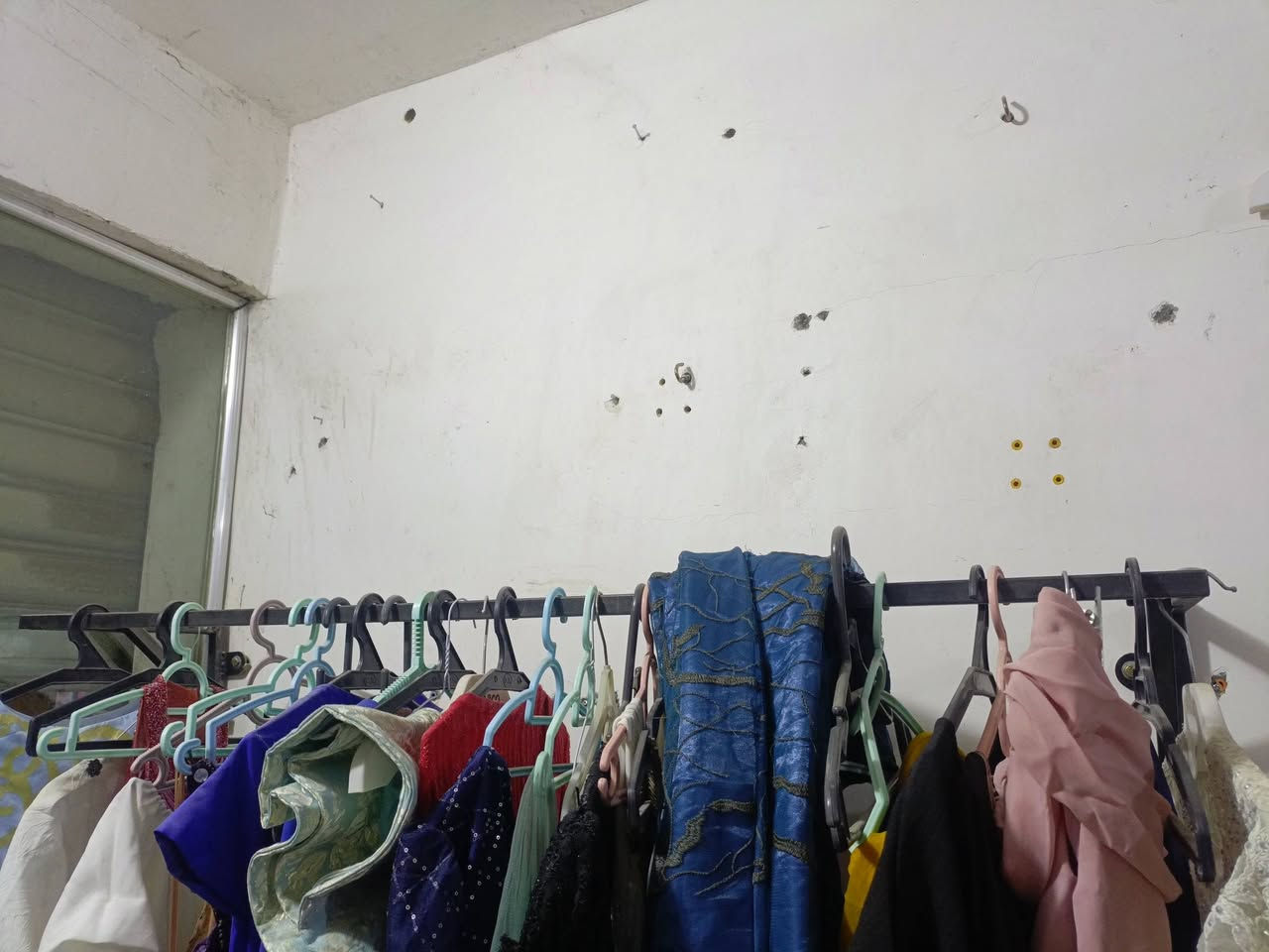 استان ملابس العدد 3 الواحد ب50
استان يتعلك بالحايط العد 3 الواحد 35 
جربايه عرض ملابس السعر 65


**إذا كنت صاحب هذا الإعلان وتريد حذفه لأي سبب، رجاءا أرسل رسالة إلى الدعم الفني**