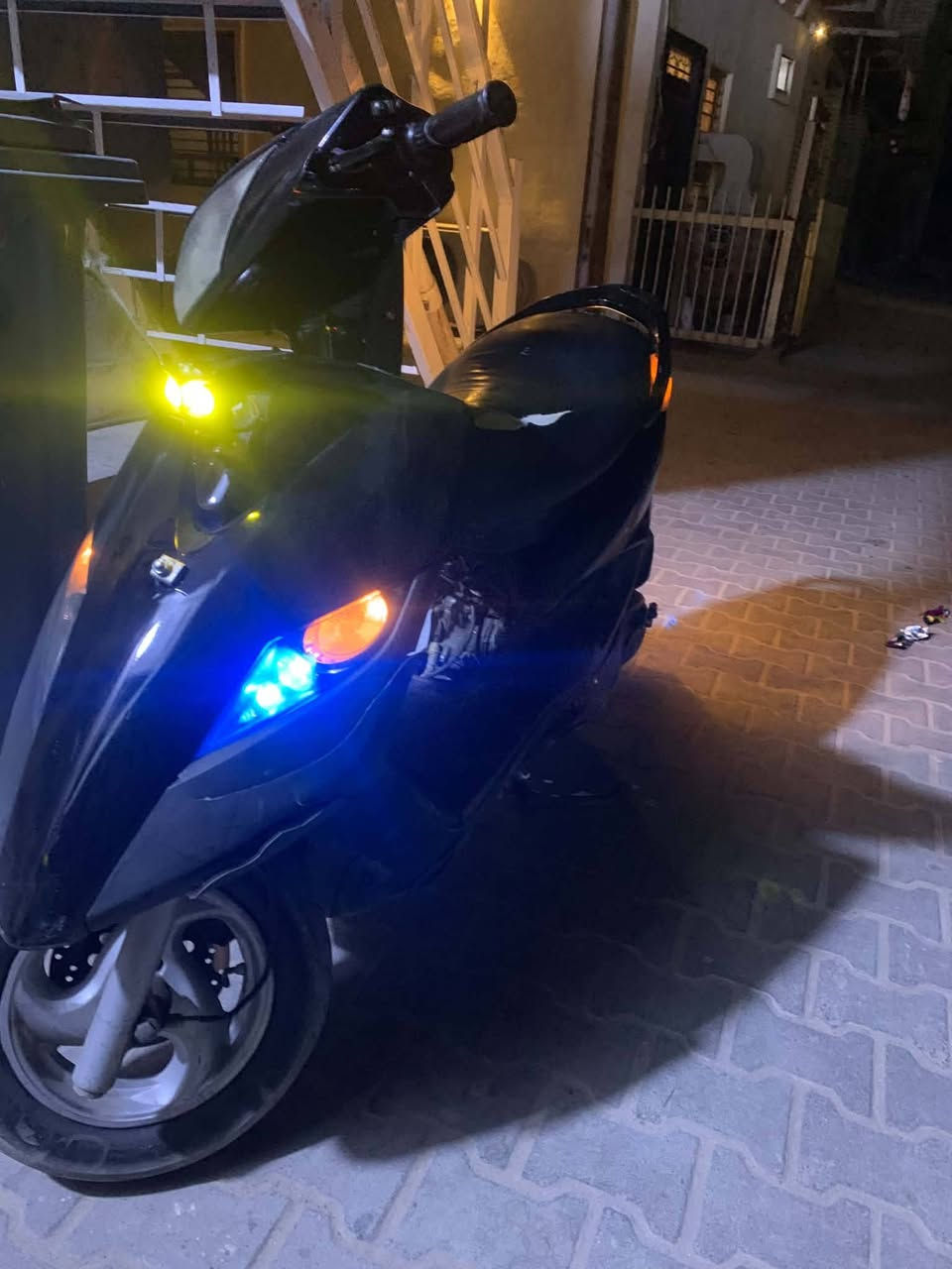 سلام عليكم ثعلب كامله كهربايات كلها شغاله   بريكات  فقط يرادله تفليس  نكره بكل وقت مابيه لاتبخير ولاتنقيص سعر 425 وبيه مجال بسيط شراي يتصل او يراسل ***********

