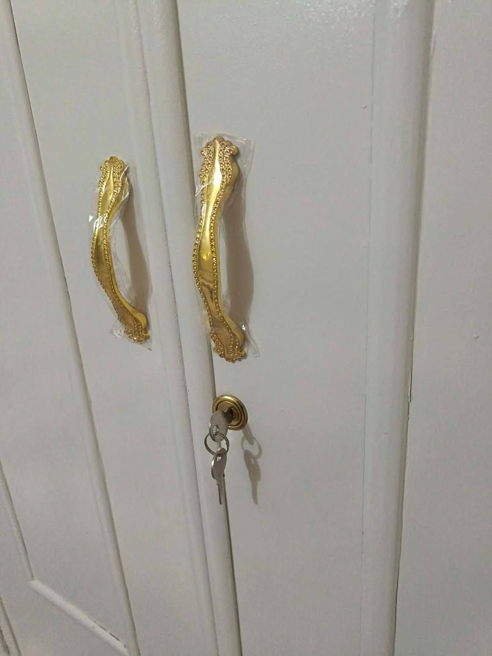 متوفر كنتور جديد (تفصال) خمس بيبان، شغل نظيف وبحالة ممتازة.
🚪 المواصفات: 5 بيبان (تفصال جديد).
📍 الموقع: بغداد - مدينة الصدر - قطاع 17.
السعر المطلوب:(590 و قابل للتفاوض).
لمعرفة التفاصيل، يرجى المراسلة على الخاص 📥 أو التعليق.


**إذا كنت صاحب هذا الإعلان وتريد حذفه لأي سبب، رجاءا أرسل رسالة إلى الدعم الفني**